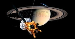 Зонд Кассини на фоне Сатурна